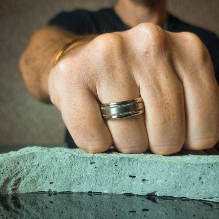 Titanium Milgrain 8mm Mens Wedding Ring