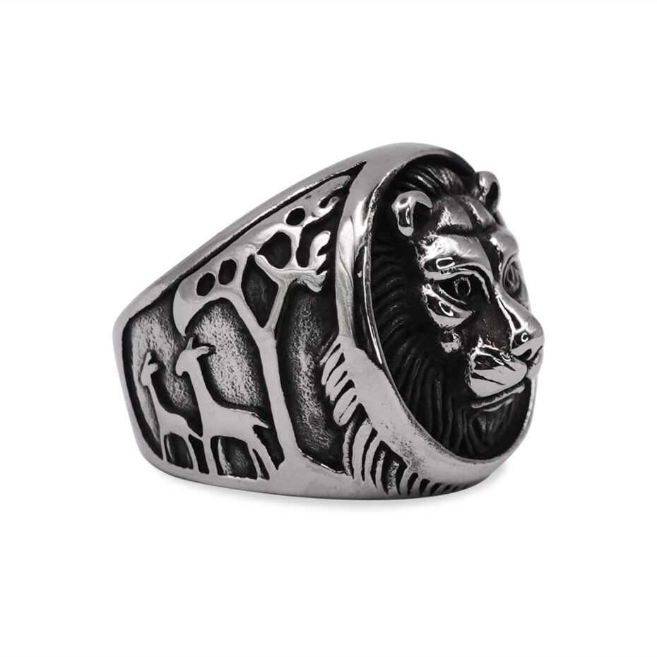 Lionhart Jungle Carved Signet Ring