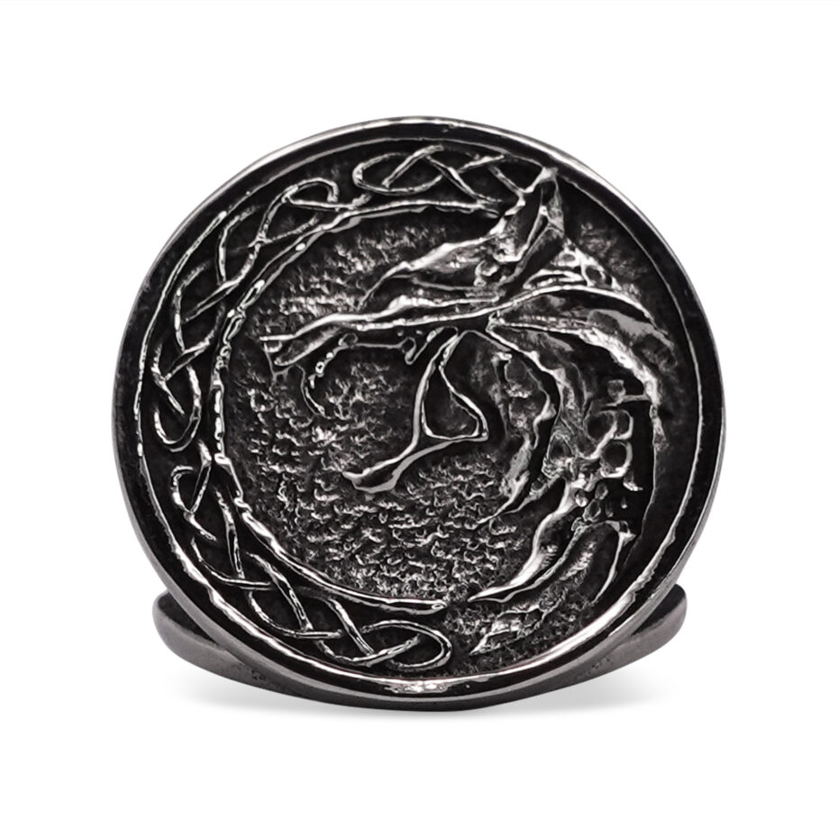Howling Lobo Wolf Signet Ring